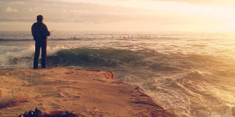 碎片化洪流中的定海神针：深度新闻与专题策划如何重塑资讯价值